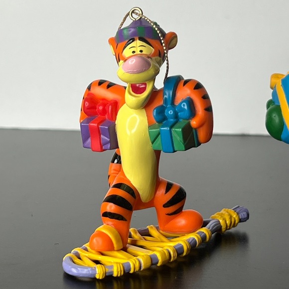 Disney Hallmark Ornament Lot Pooh Tigger Piglet Eeyore Minnie Christmas With Box - Picture 3 of 7